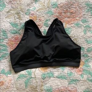 Black sports bra *NEVER WORN BEFORE*